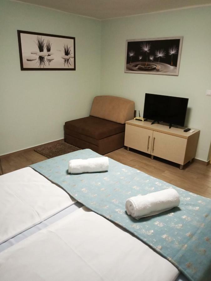Valentina Apartman Apartment Eger Ngoại thất bức ảnh